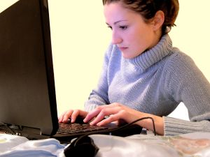 girl-online