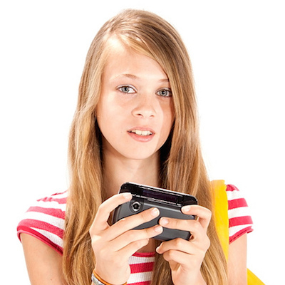 tween girl texting