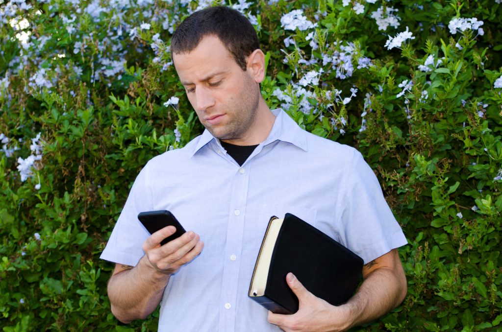 A man who loves God struggling with temptation to look at porn.