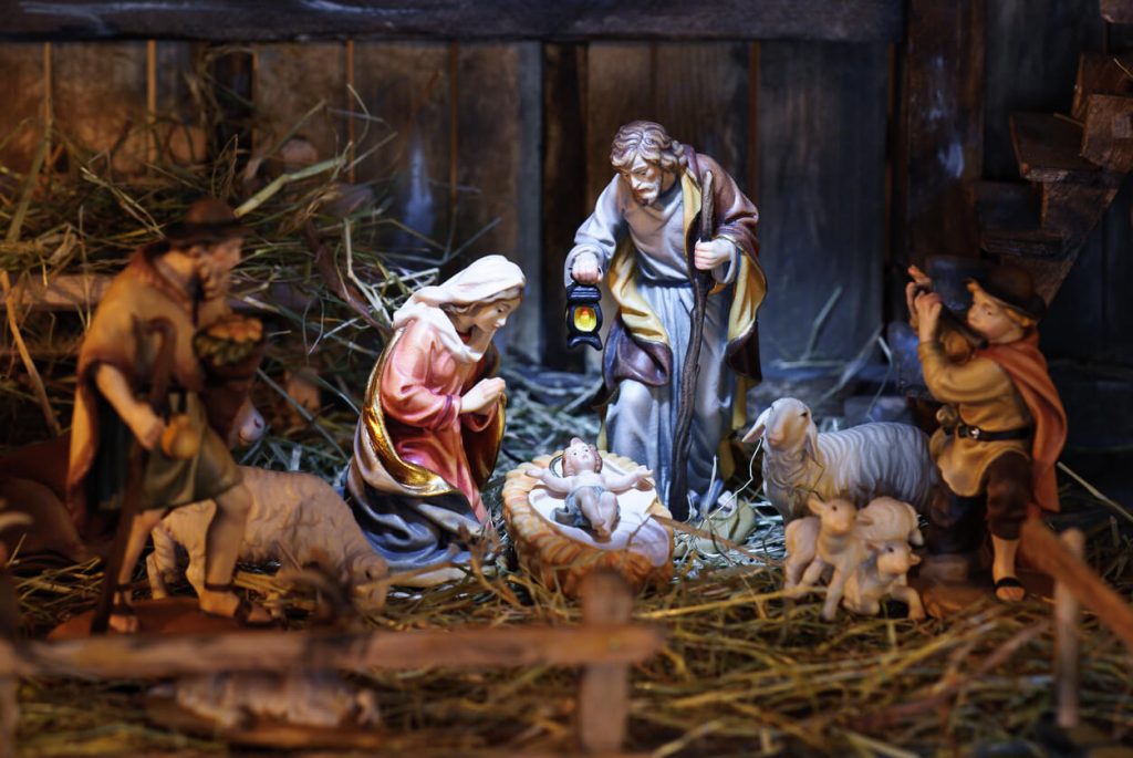 Image for article: 5 Holiday Messages for Your Parish Bulletin